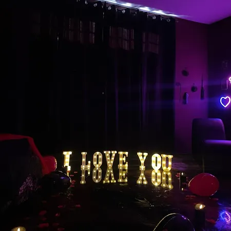 Mit Whirlpool, Sauna, Pole Dance Und Mehr Apartmán Essen