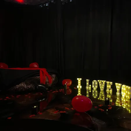 Mit Whirlpool, Sauna, Pole Dance Und Mehr Apartament *