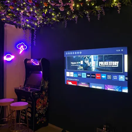 Mit Whirlpool, Sauna, Pole Dance Und Mehr * 에센