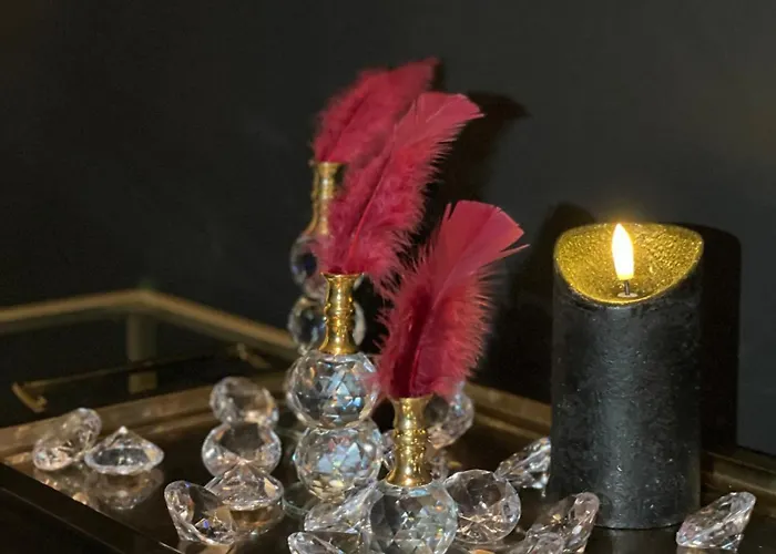 Mit Whirlpool, Sauna, Pole Dance Und Mehr *