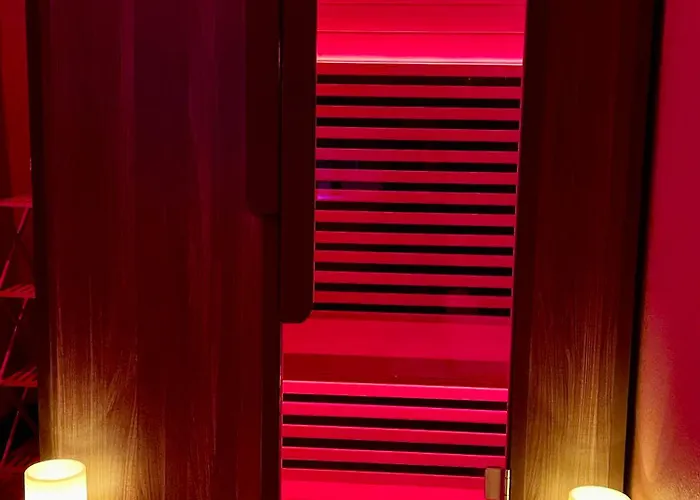 Mit Whirlpool, Sauna, Pole Dance Und Mehr *