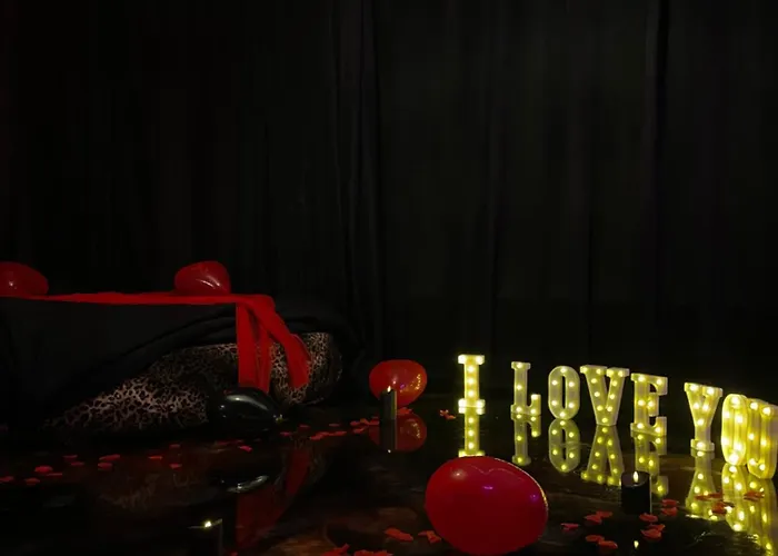 Mit Whirlpool, Sauna, Pole Dance Und Mehr Apartamento *