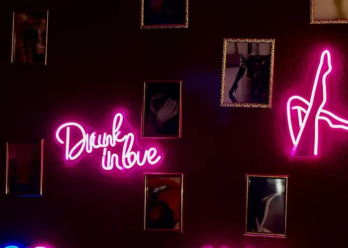 Mit Whirlpool, Sauna, Pole Dance Und Mehr Apartamento Essen