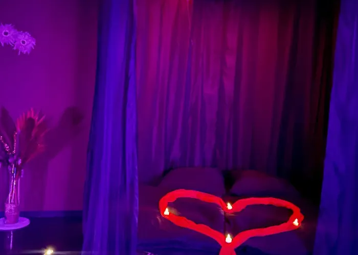 Lejlighed Mit Whirlpool, Sauna, Pole Dance Und Mehr