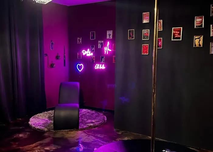 Lejlighed Mit Whirlpool, Sauna, Pole Dance Und Mehr *